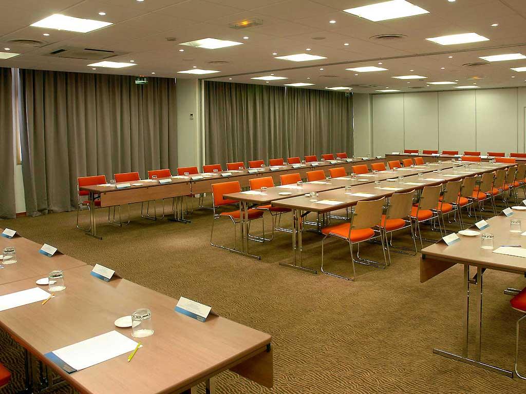 Novotel דקר מראה חיצוני תמונה